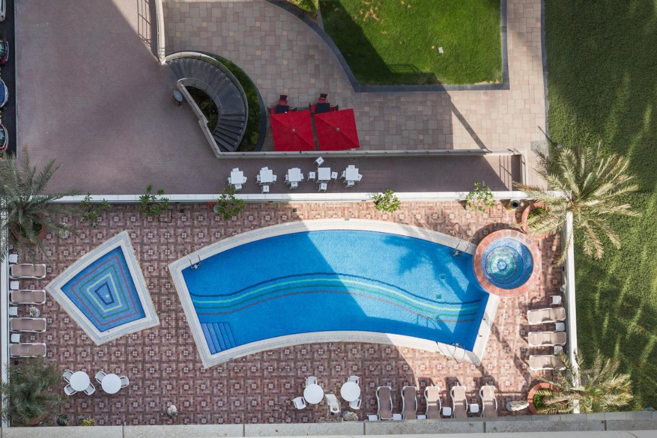 Higuests - Cozy Studio With Panoramic Views On The Lake Leilighet Dubai Eksteriør bilde