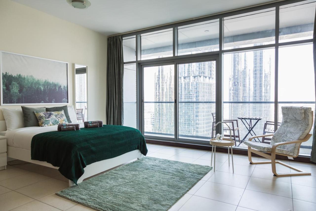 Higuests - Cozy Studio With Panoramic Views On The Lake Leilighet Dubai Eksteriør bilde